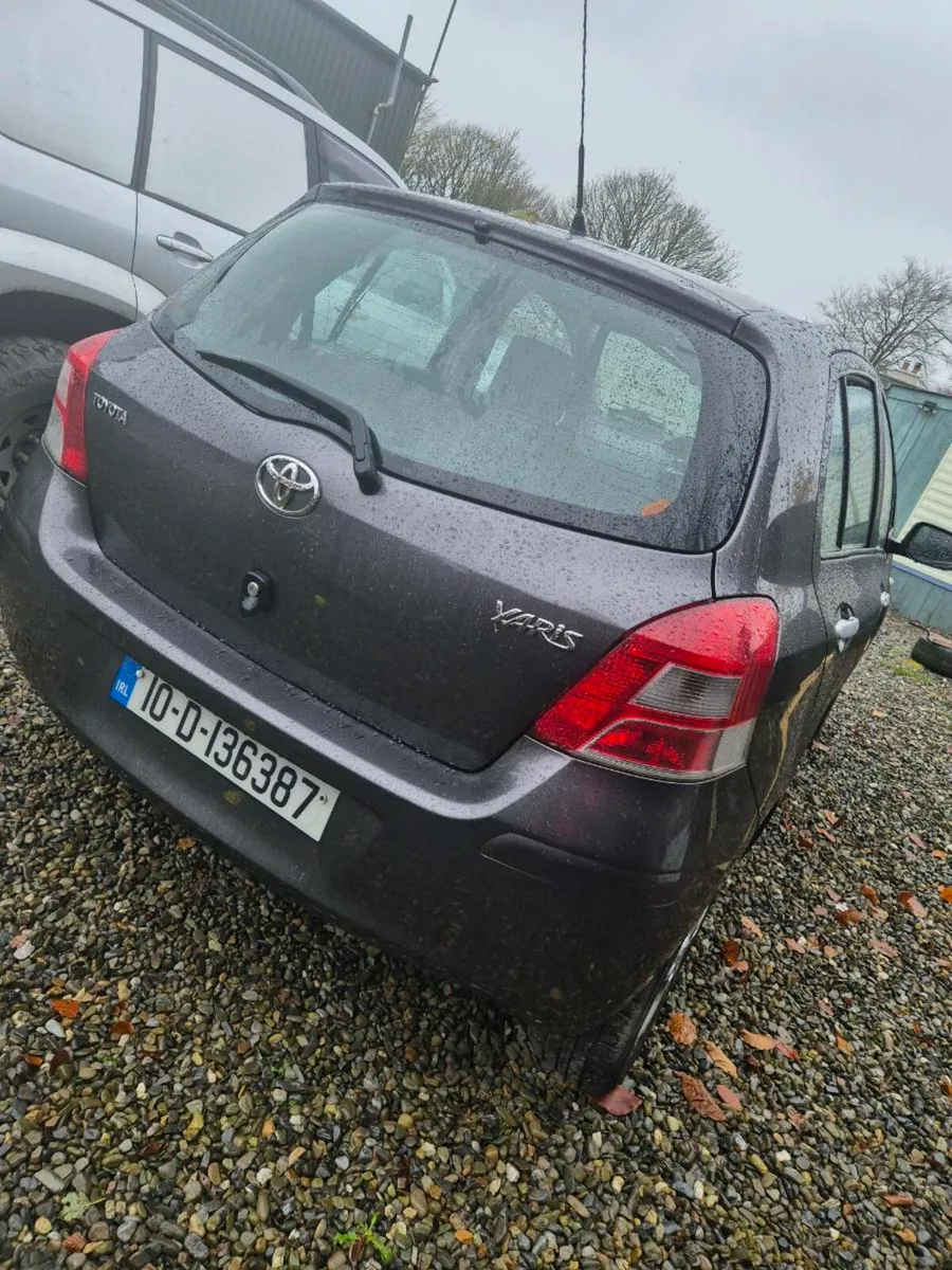 Toyota Yaris - Image 2