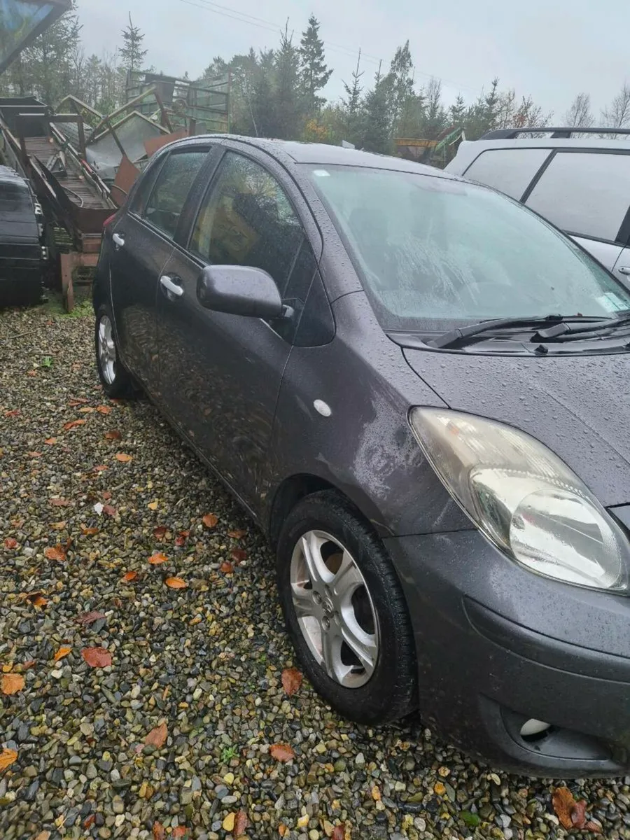 Toyota Yaris - Image 4