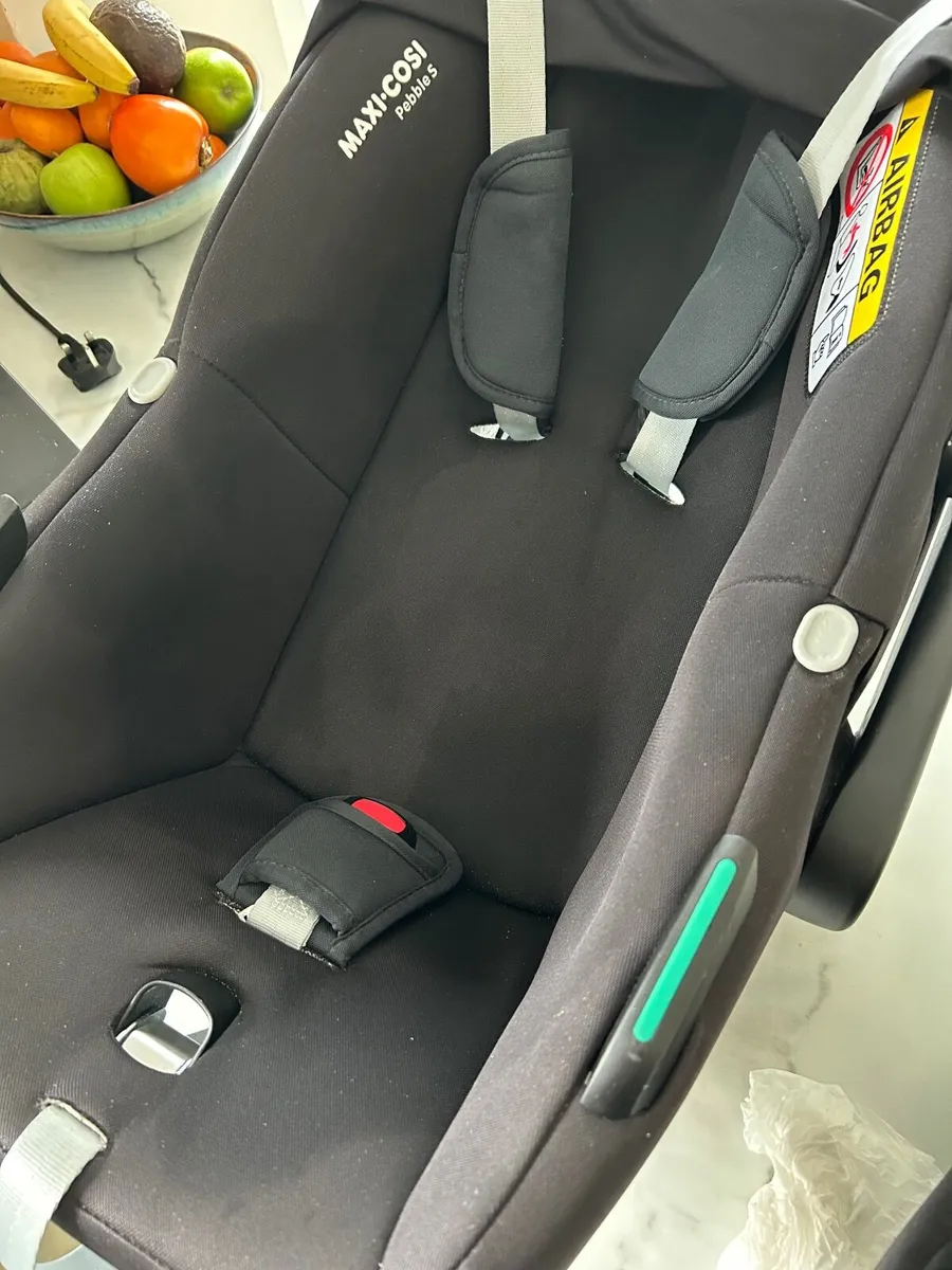 Maxi-Cosi Pebble Car Seat - Image 1
