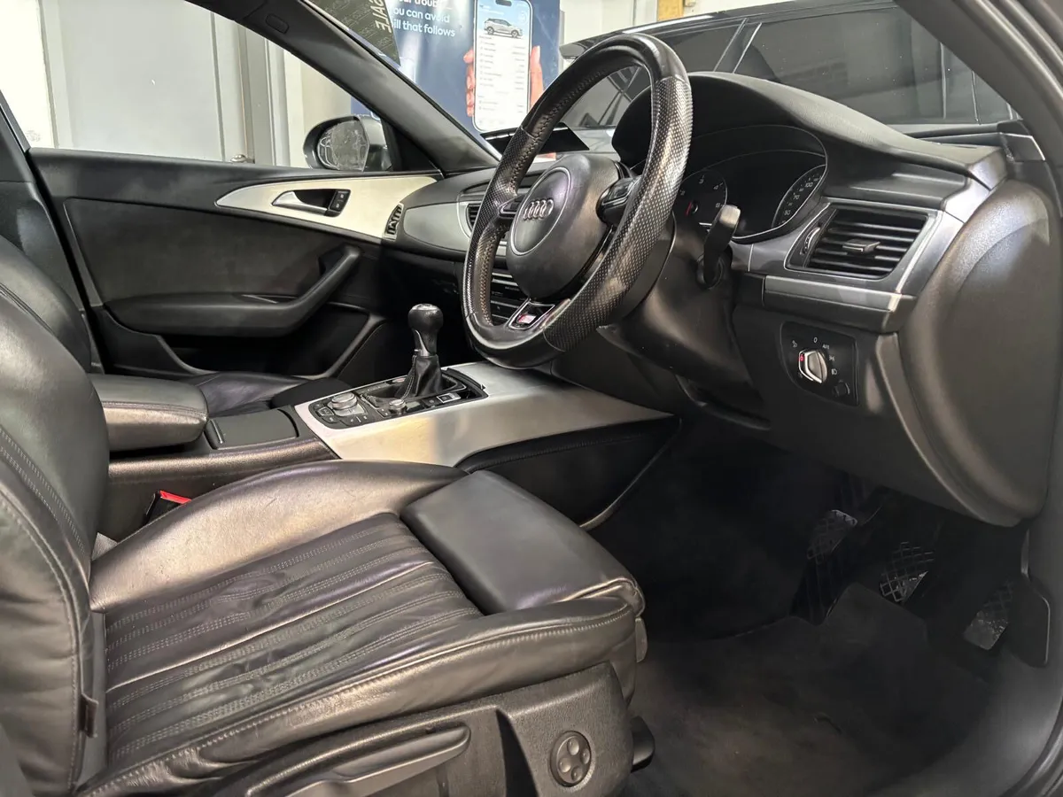 Audi A6 2017. 2.0TDI    S LINE - Image 4