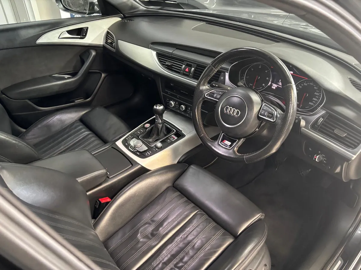 Audi A6 2017. 2.0TDI    S LINE - Image 3