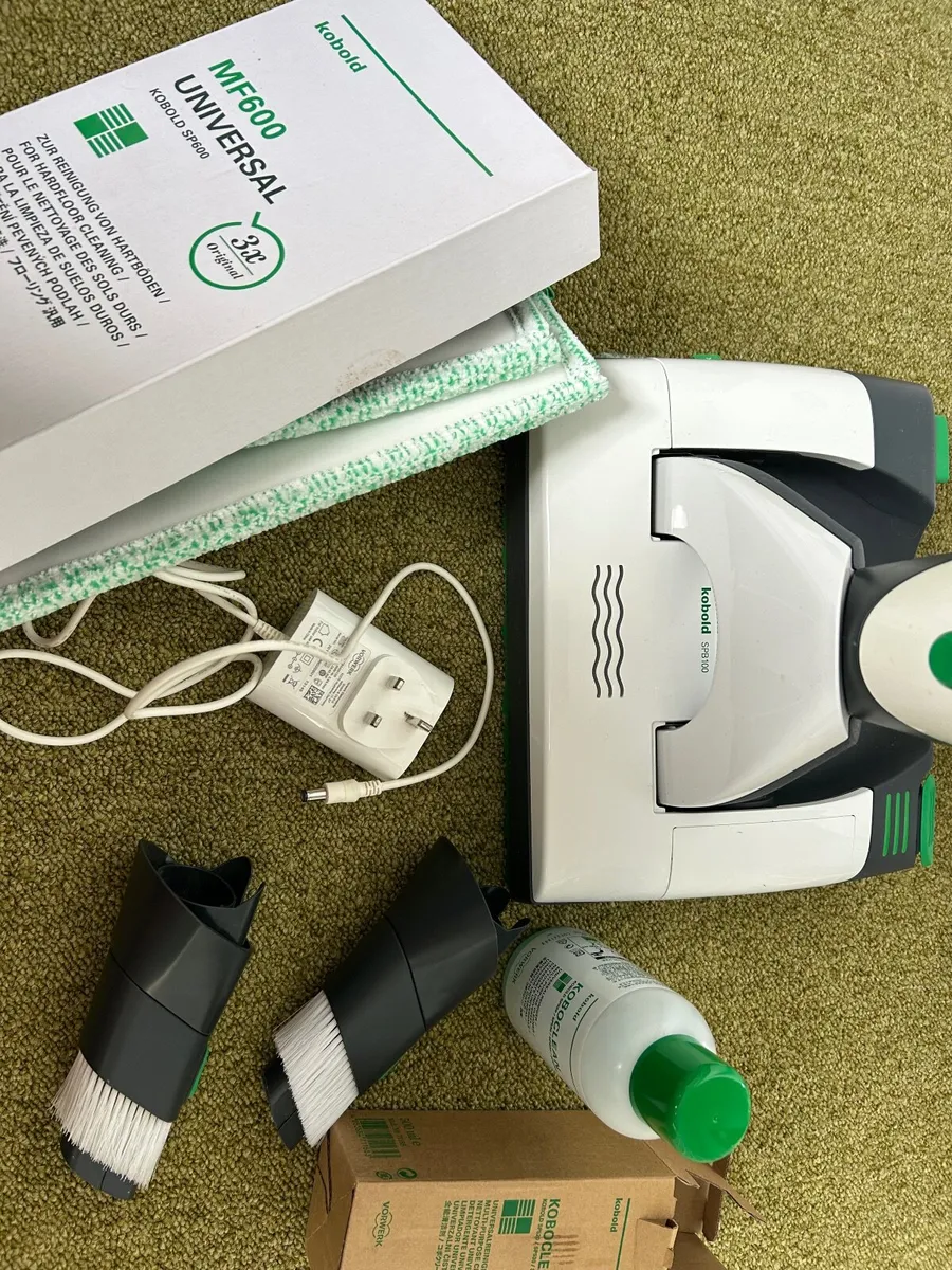Vorwerk Kobold VB100 with SPB100 head - Image 1