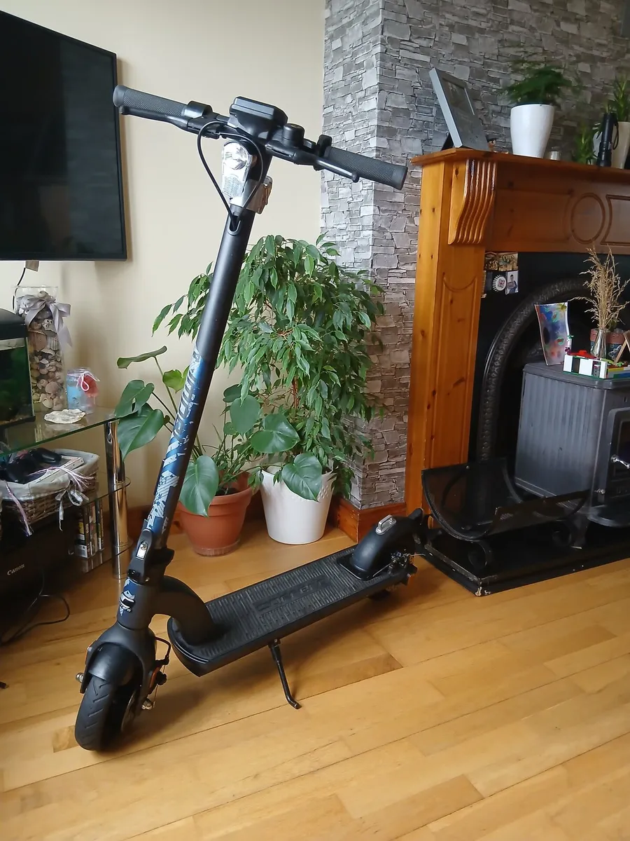 Electric scooter - Image 1