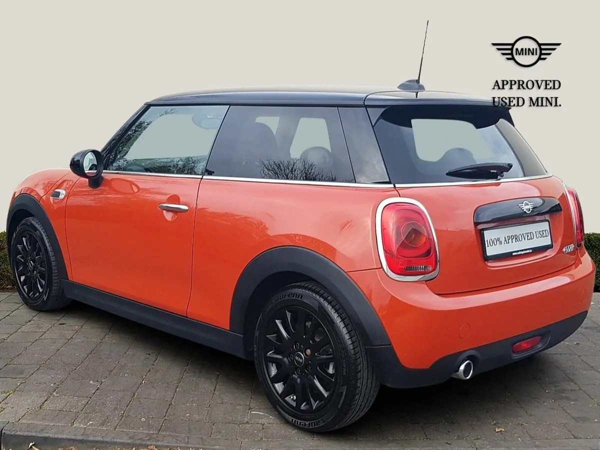 Mini Cooper Cooper Classic - Image 2