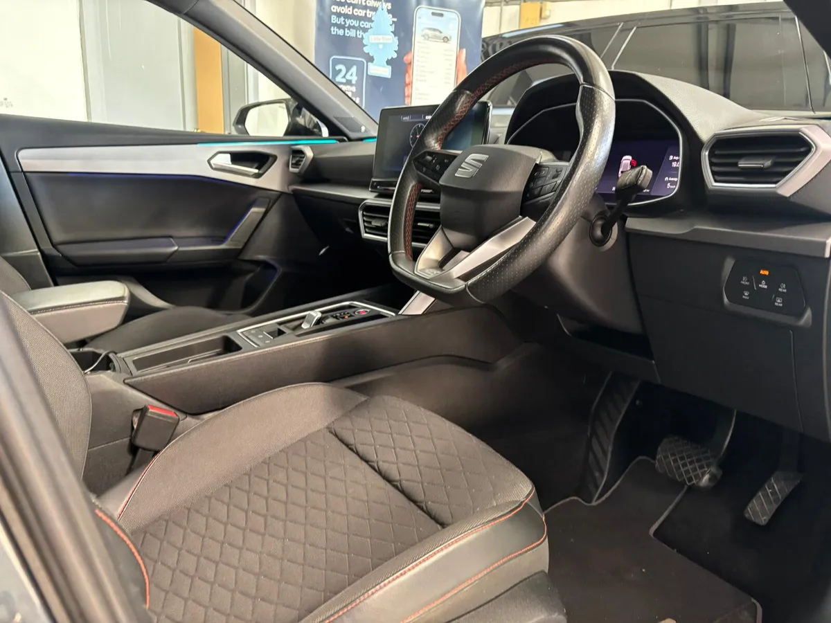 SEAT Leon 2020. 2.0TDI. DSG. FR - Image 4