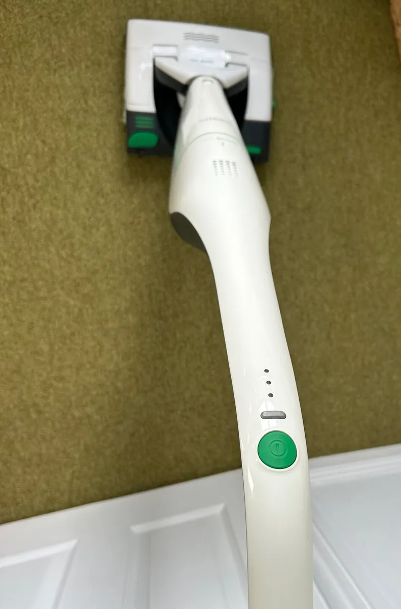 Vorwerk Kobold VB100 with SPB100 head - Image 4