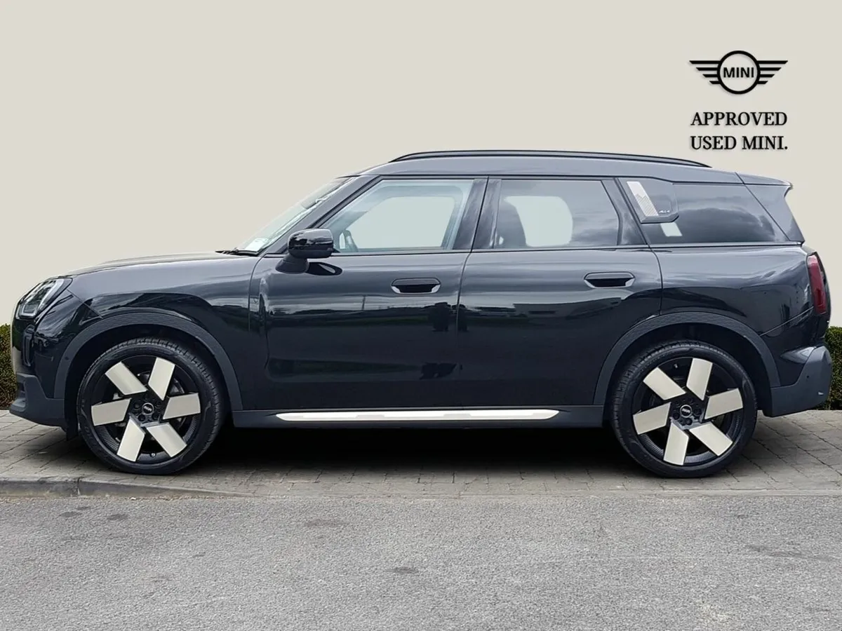 Mini Countryman S Exclusive Level 2 - Image 4