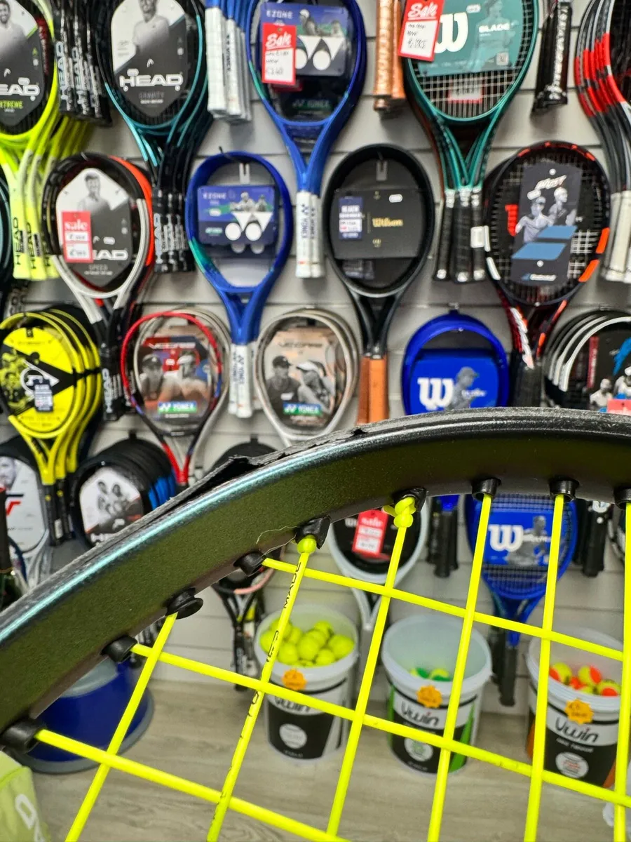 Yonex Ezone 98 - Image 3