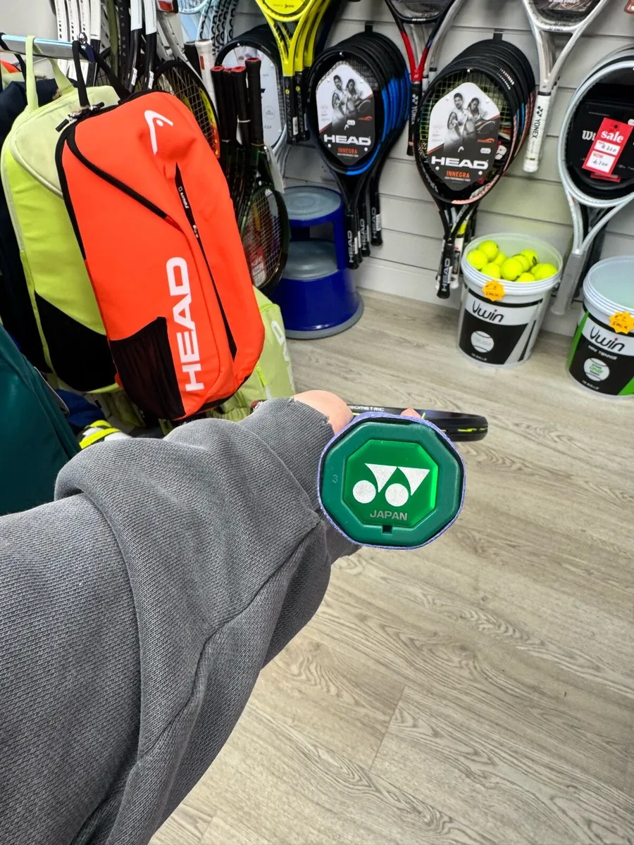 Yonex Ezone 98 - Image 4