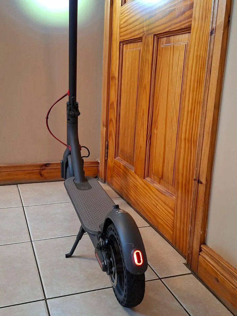 Electric scooter - Image 3