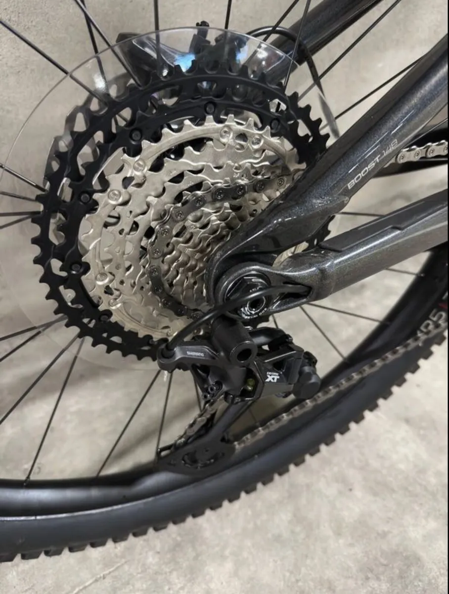 Trek Remedy 8 Prismatic - Image 3