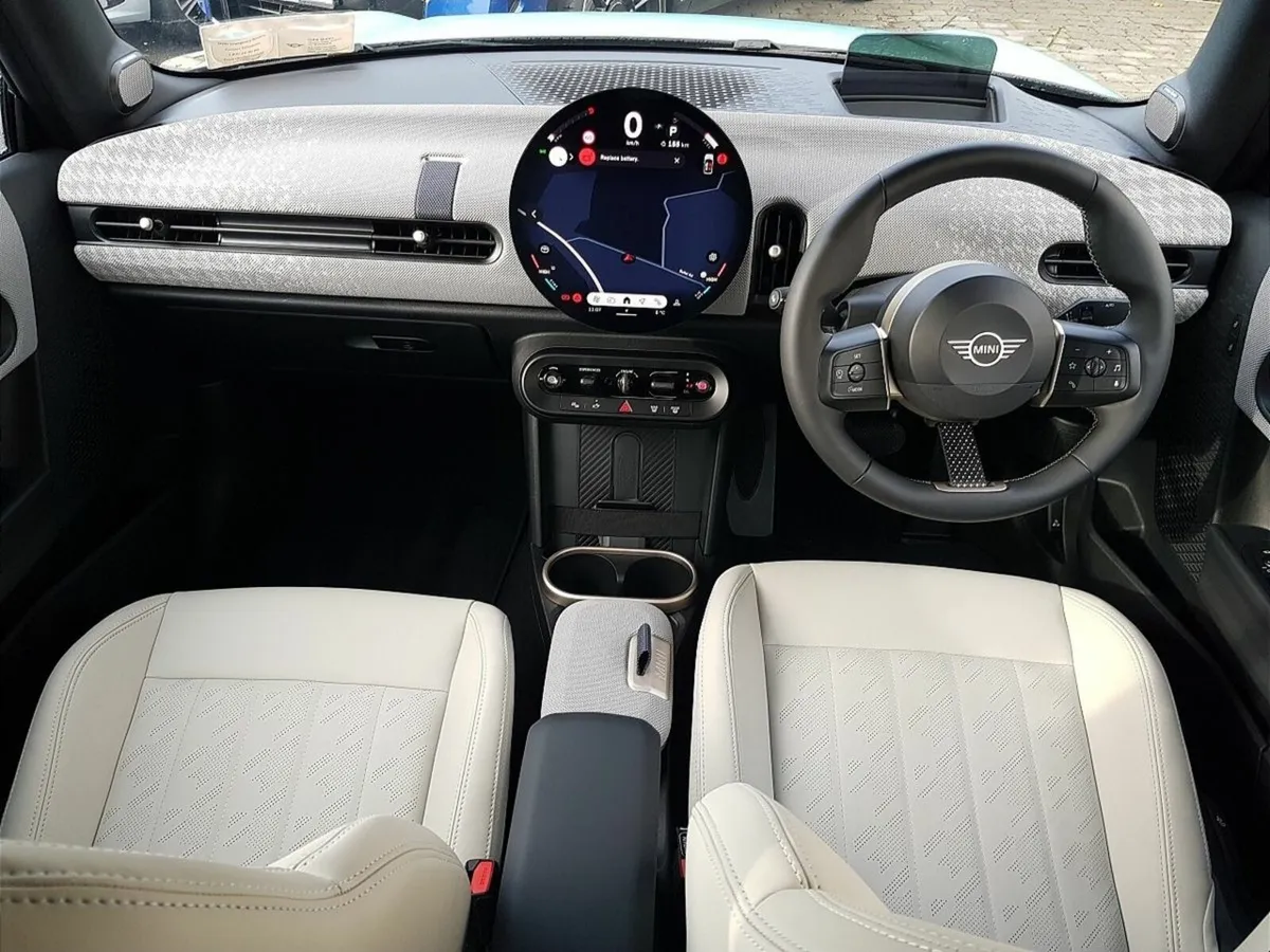 Mini Cooper S Exclusive Level 2 - Image 4