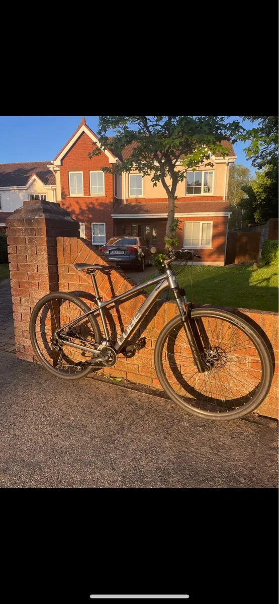 Cube Aim SL 29” Mountain bike - Image 1