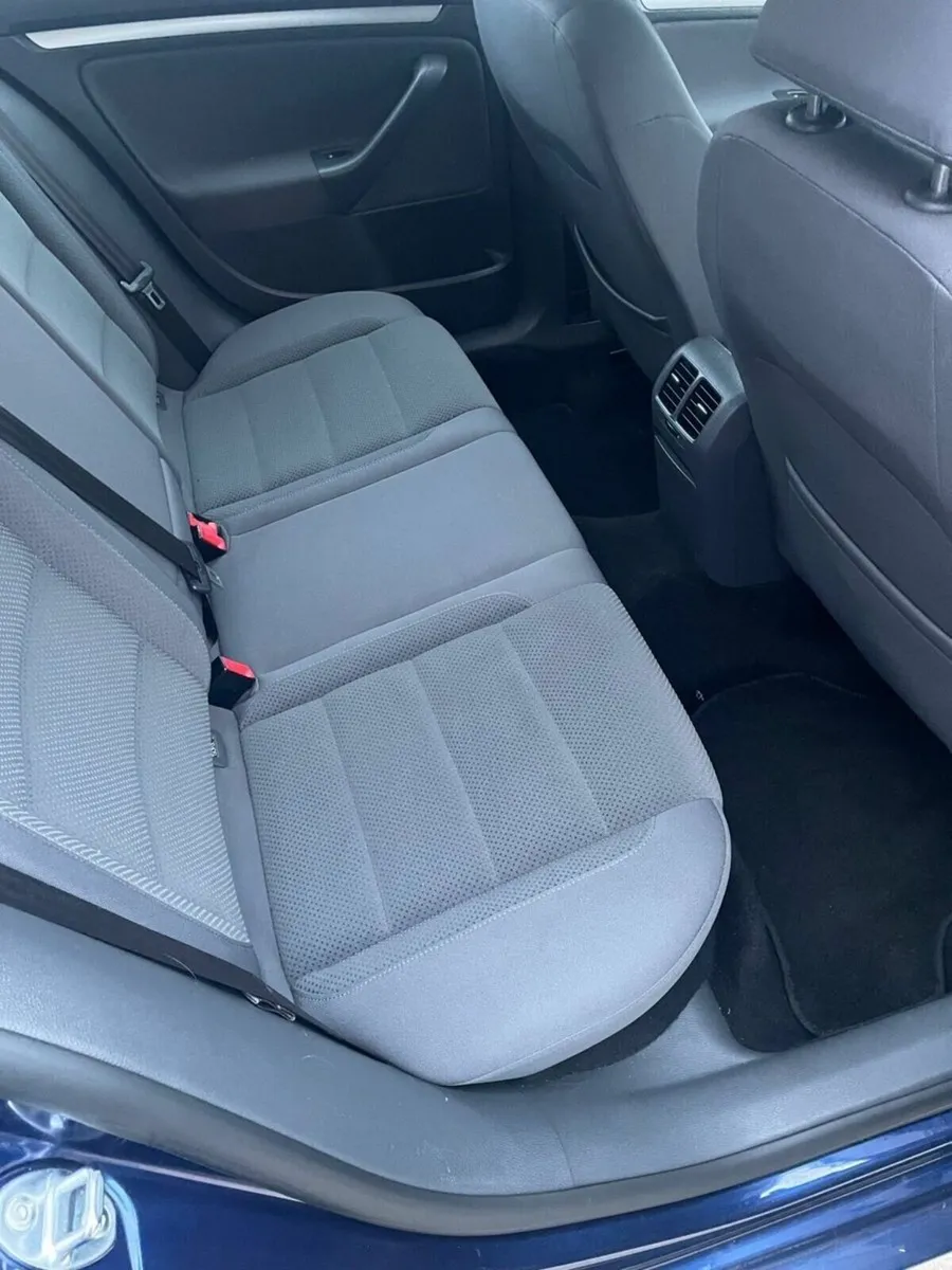 Volkswagen Golf 2008 - Image 3