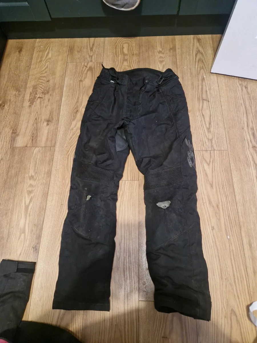 Ladies Motorcycle Gear - Image 2