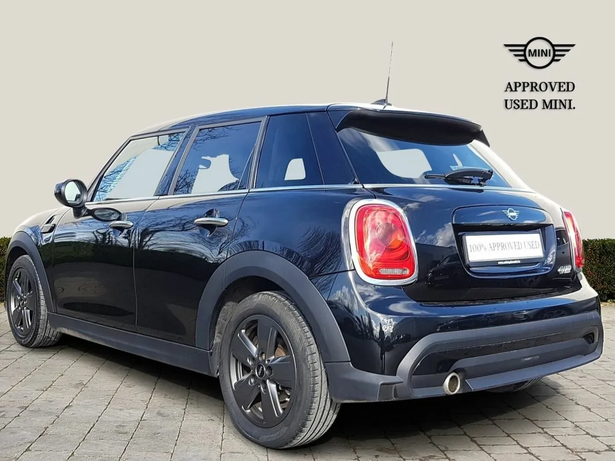 Mini Cooper Cooper Classic - Image 2