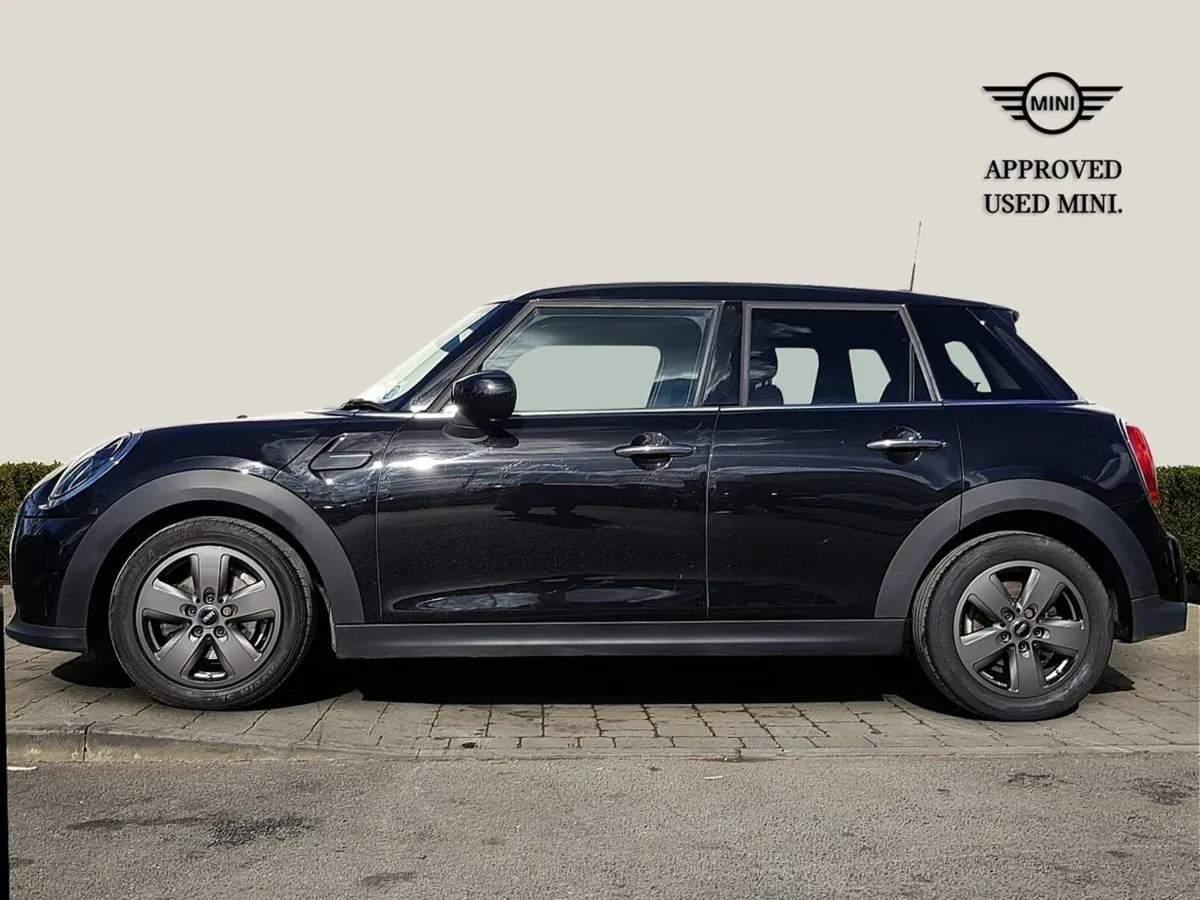 Mini Cooper Cooper Classic - Image 3