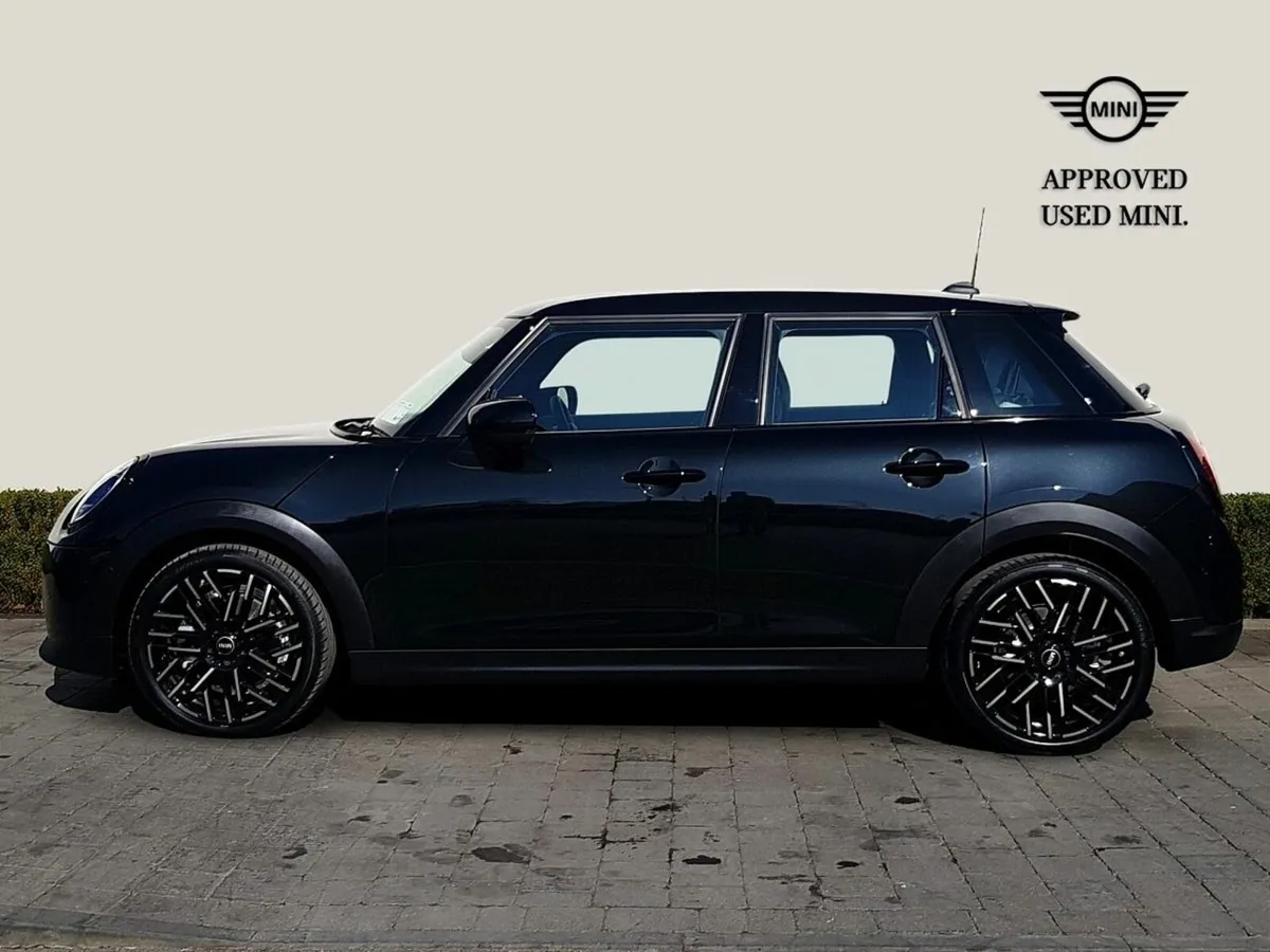 Mini Cooper Exclusive Level 1 - Image 3