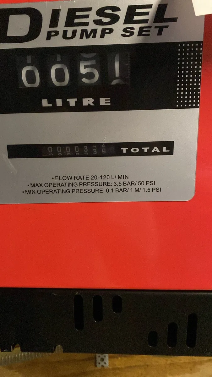 Diesal pump & 2000L tank - Image 1