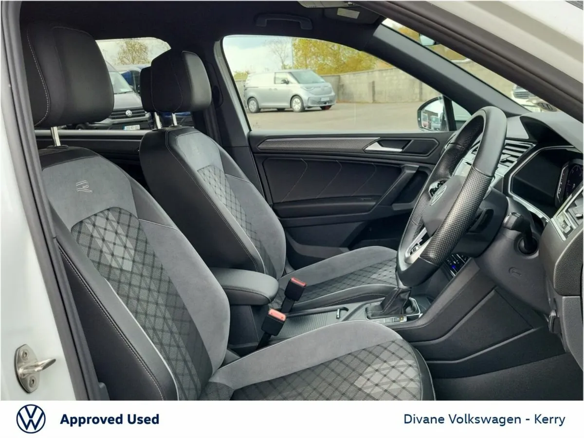 Volkswagen Tiguan Allspace 27KM AUTO R-LINE 2.0TDI - Image 4
