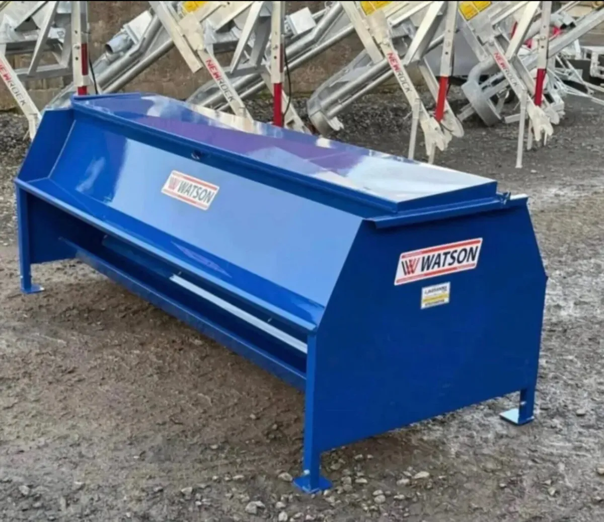 WALTER WATSON AD LIB HOGGET FEEDER - Image 2