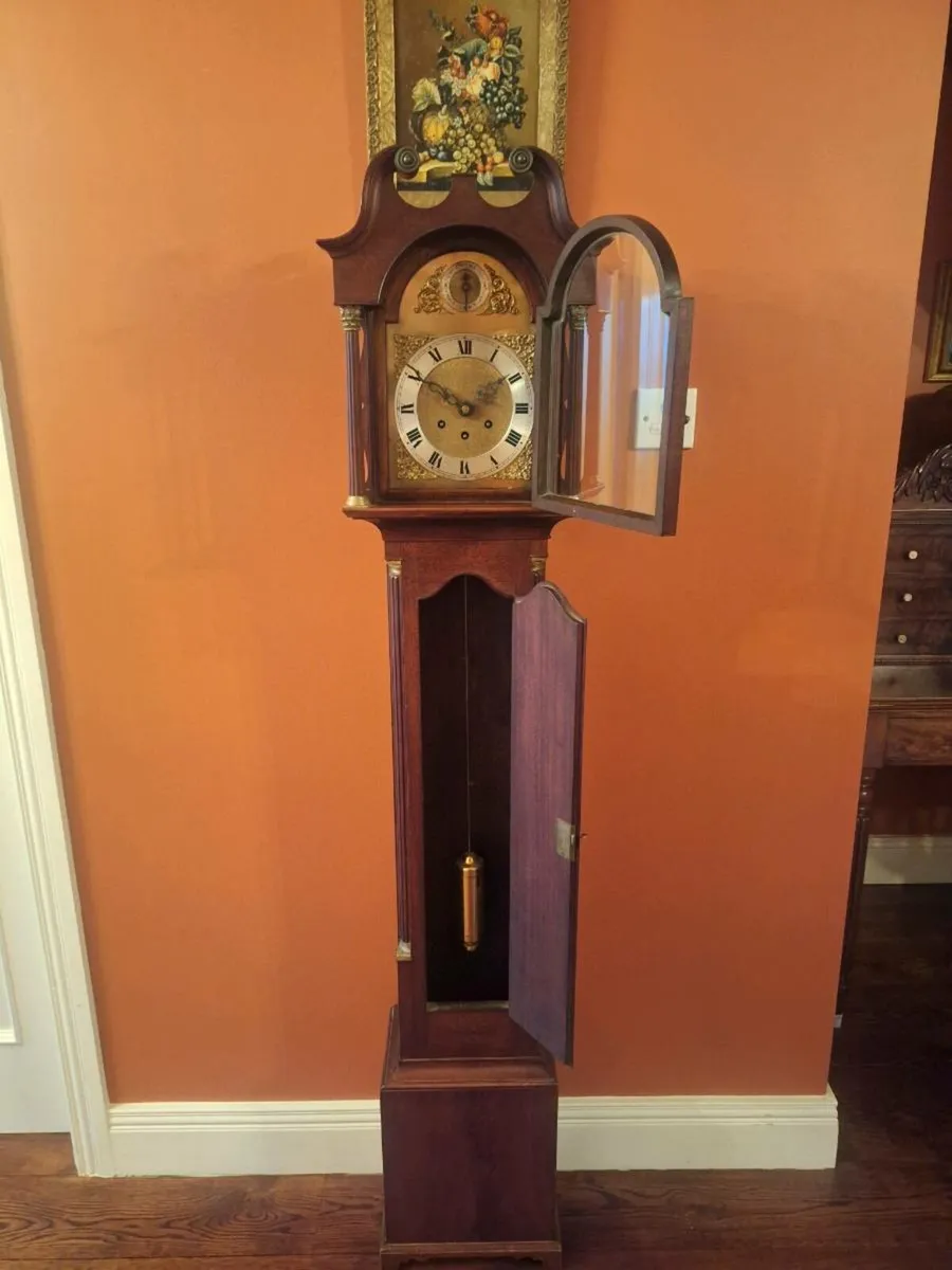 Antique Grandmother Clock. - Image 1