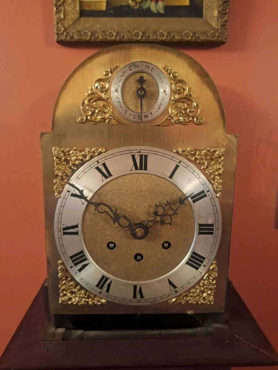 Antique Grandmother Clock. - Image 4