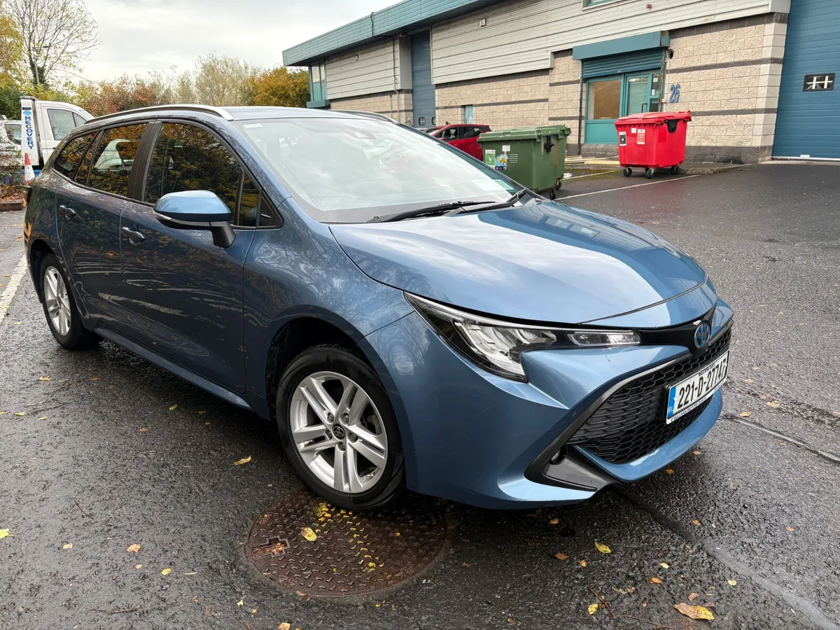 TOYOTA COROLLA ESTATE/2022/IRISH CAR/HYBRID/AUTO - Image 4