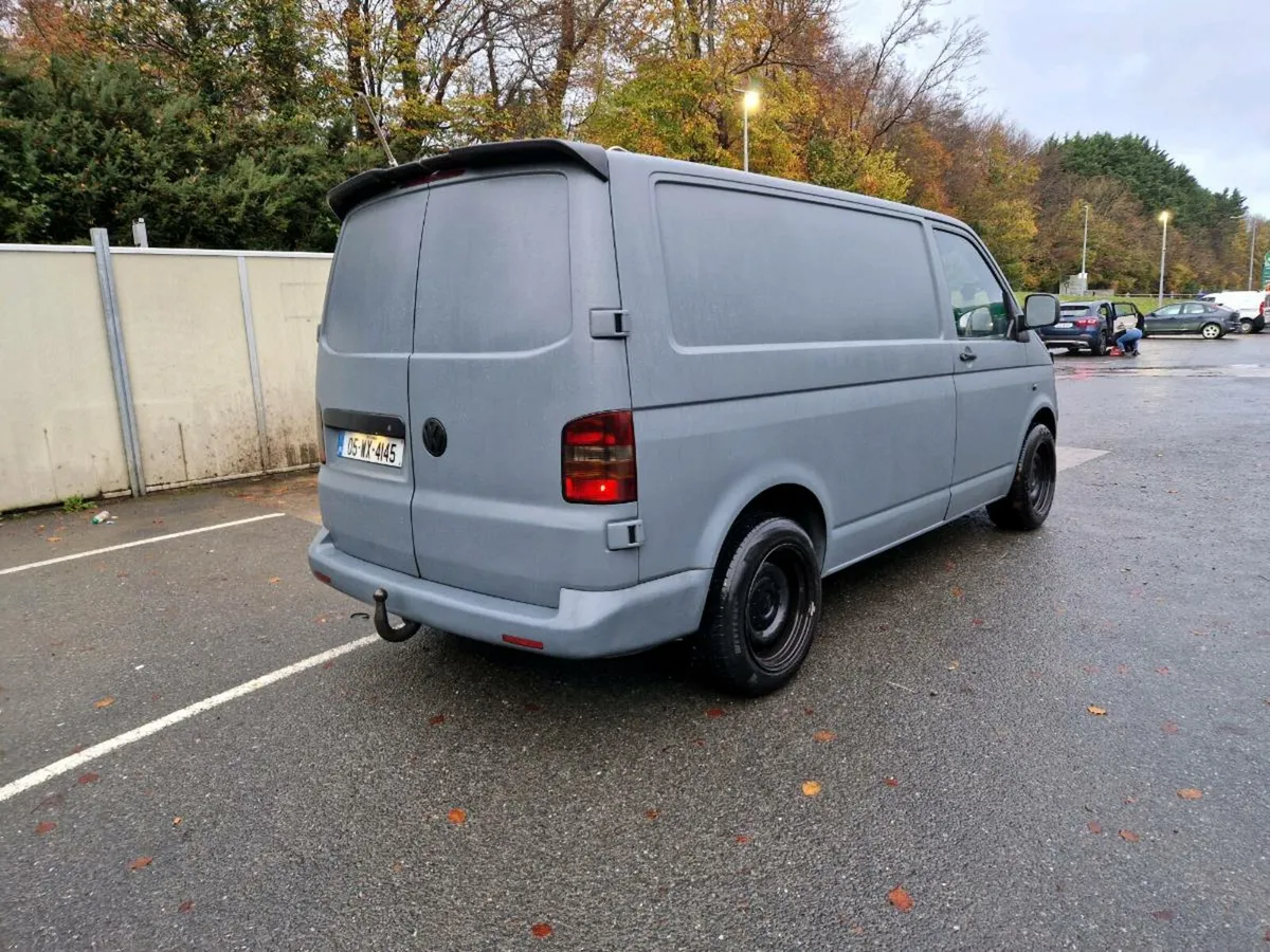 Vw Transporter T5 - Image 2