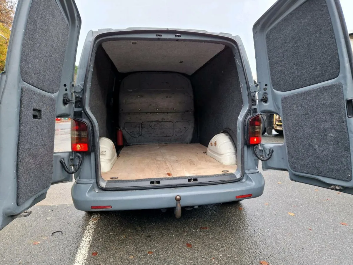 Vw Transporter T5 - Image 3