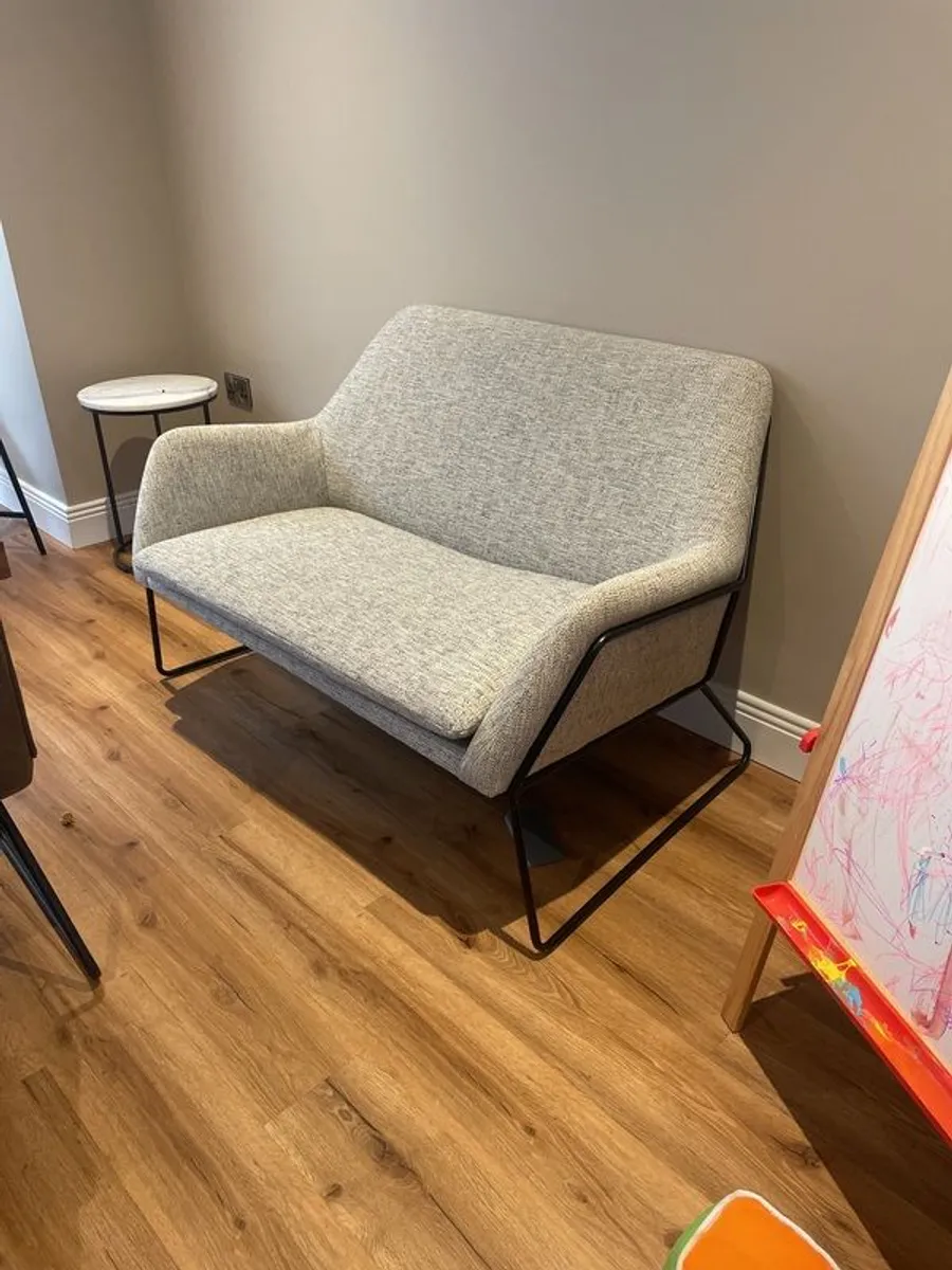 2 seater sofa/chair - Image 1