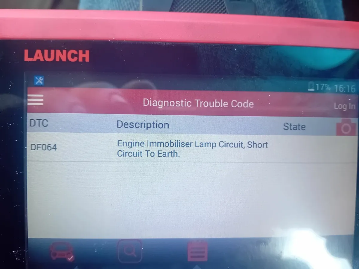 Renault Trafic 2014 - Image 2