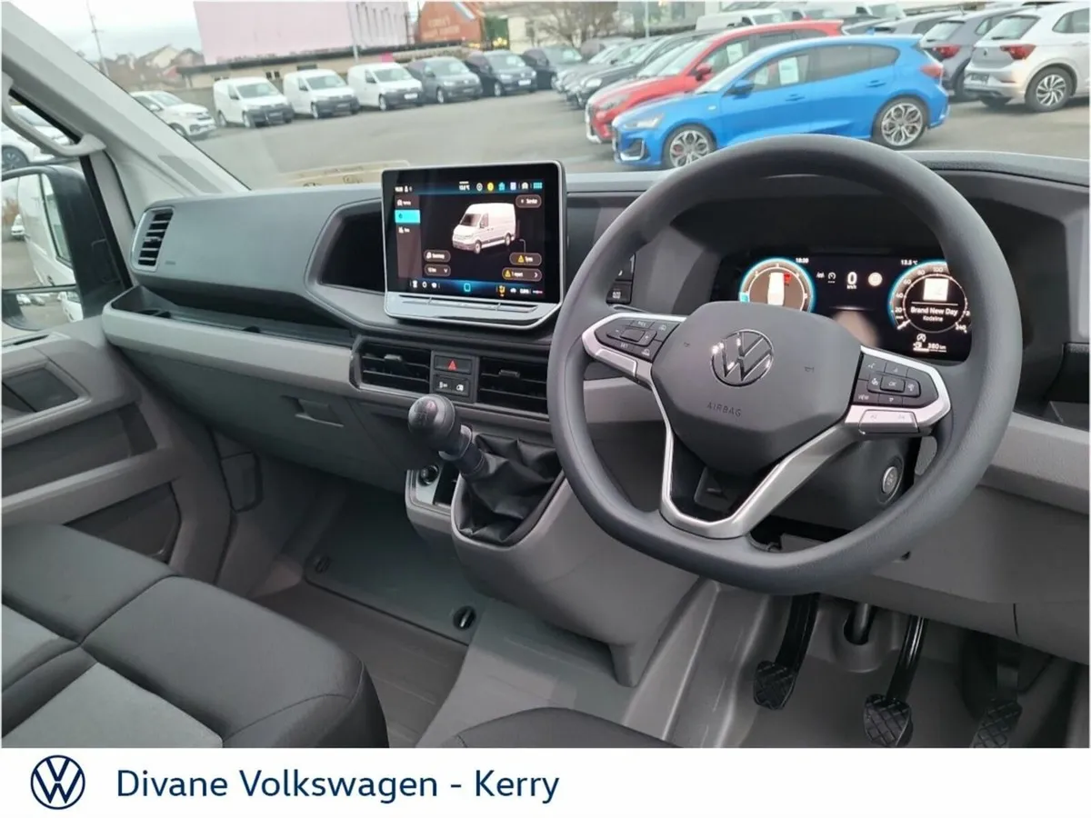 Volkswagen Crafter LWB TRENDLINE 2.0TDI 140 BHP - Image 3