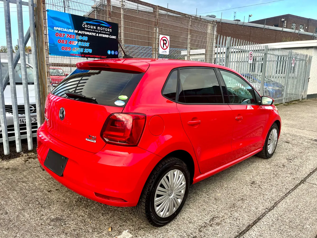 Volkswagen Polo 2015 Automatic - Image 4