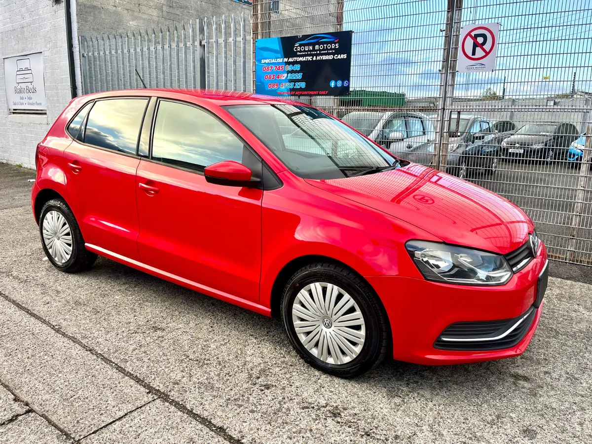 Volkswagen Polo 2015 Automatic - Image 3