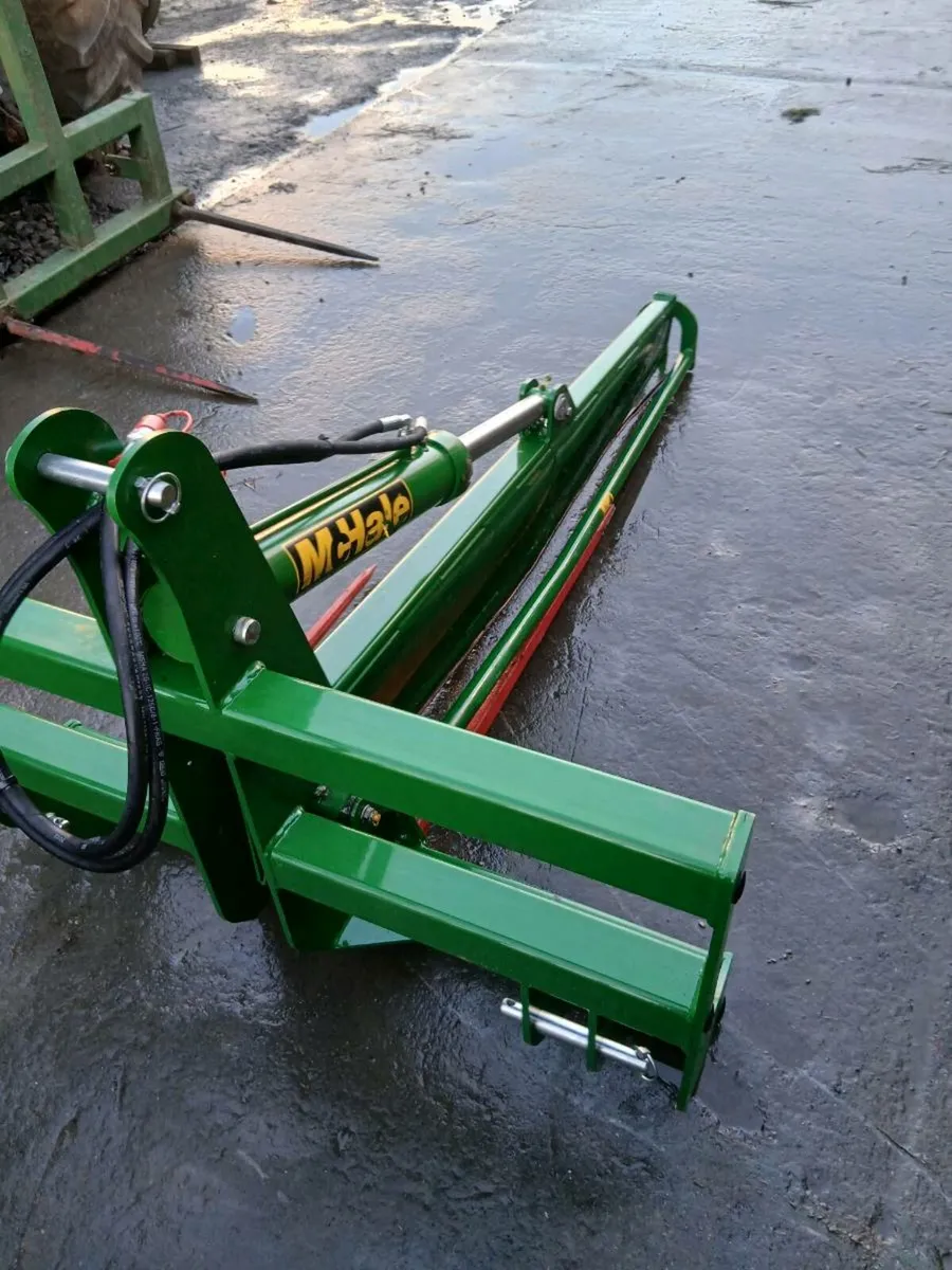 Mchale bales spliters - Image 3