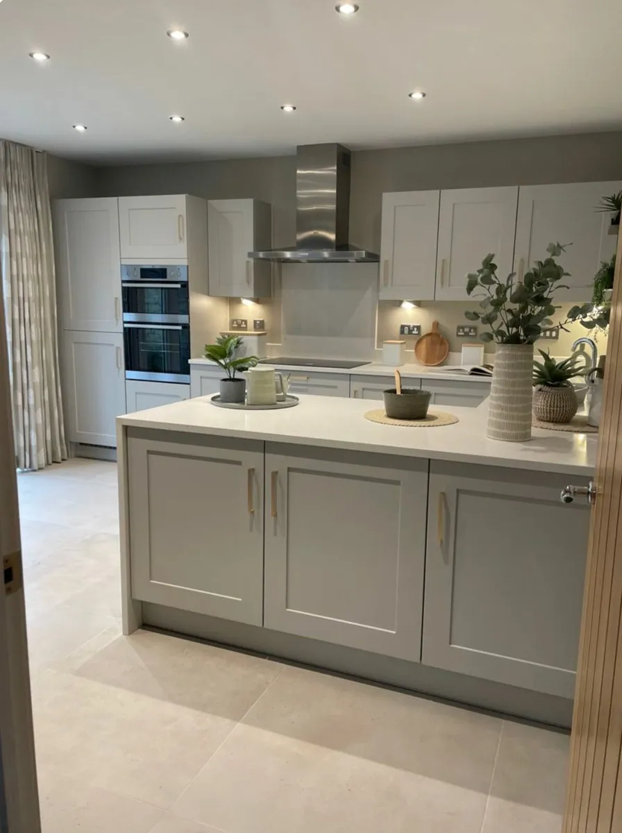 Shaker Kitchens - Image 4