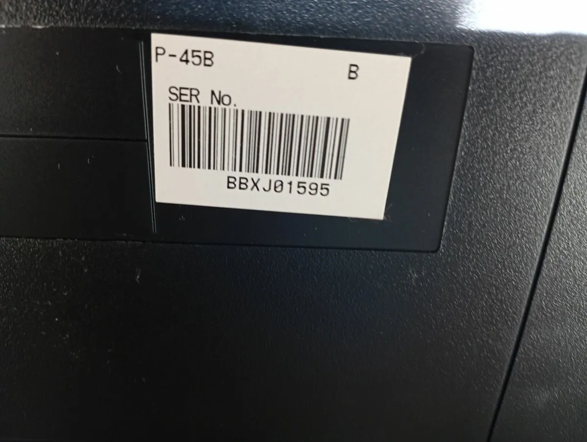 Keyboard and stand/foot pedal - Image 3