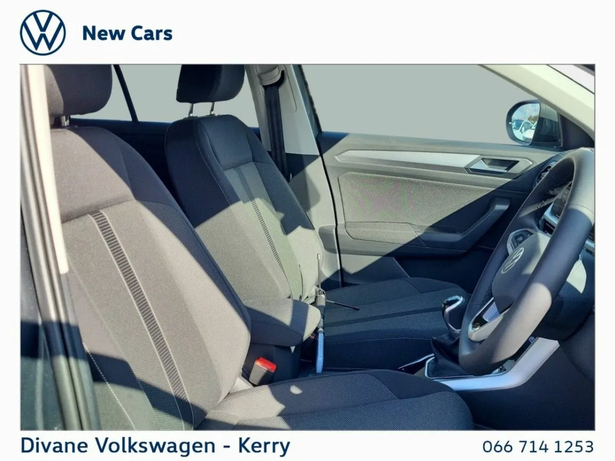 Volkswagen T-Roc EDITION 75 1.0TSI PETROL 110BHP - Image 4