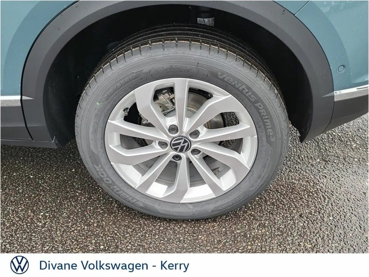 Volkswagen T-Roc STYLE 75 1.0 TSI PETROL 110BHP - Image 4