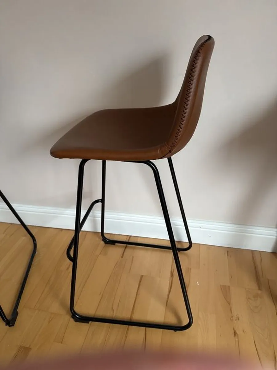 Breakfast stools - Image 2