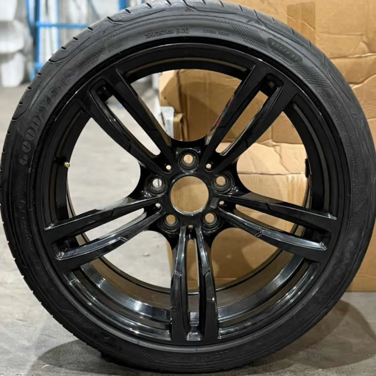 19" GENUINE BMW M3 M4 F80 F82 Alloy Wheels & Tyres - Image 4