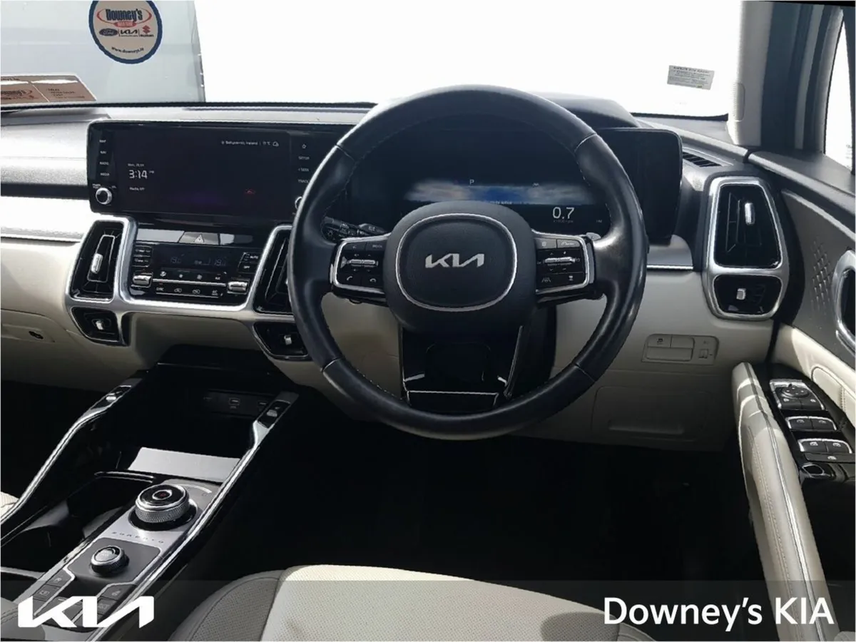 Kia Sorento 2.2 TD 7-SEATER AUTOMATIC. - Image 4