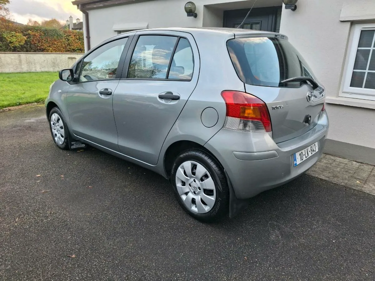 Toyota Yaris Price €4650 - Image 2