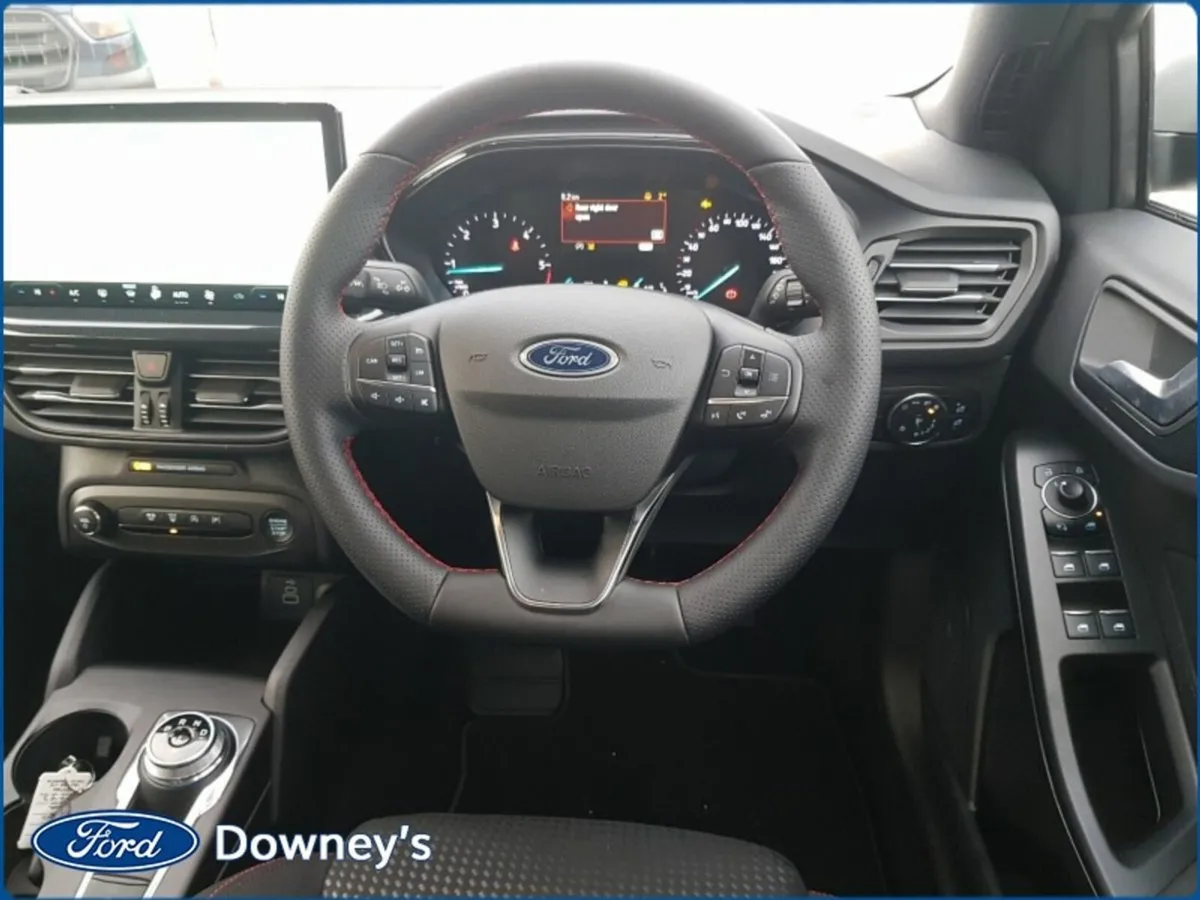 Ford Focus ST-LINE 1.5 TD AUTOMATIC. - Image 4