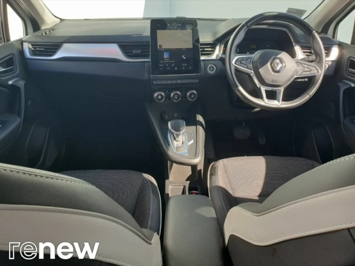 Renault Captur E-TECH Plug-in 160 Auto S-Edition - Image 4