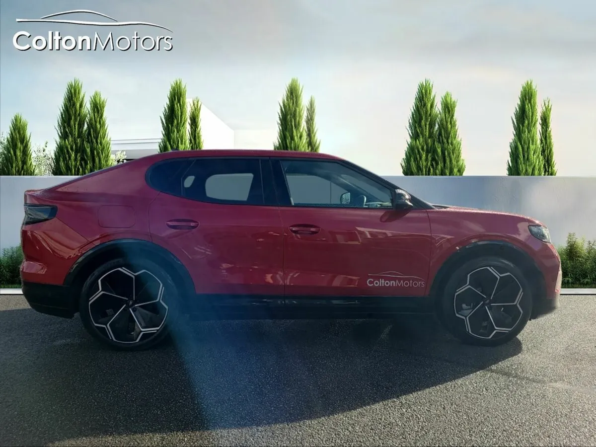 Ford Capri Premium 77kWh Extended Range - Image 4