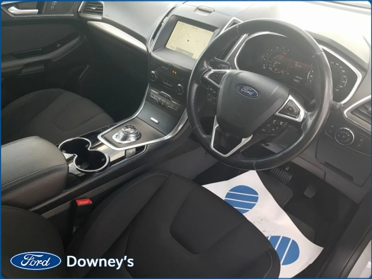 Ford S-Max 2.0 TD TITANIUM - Image 4