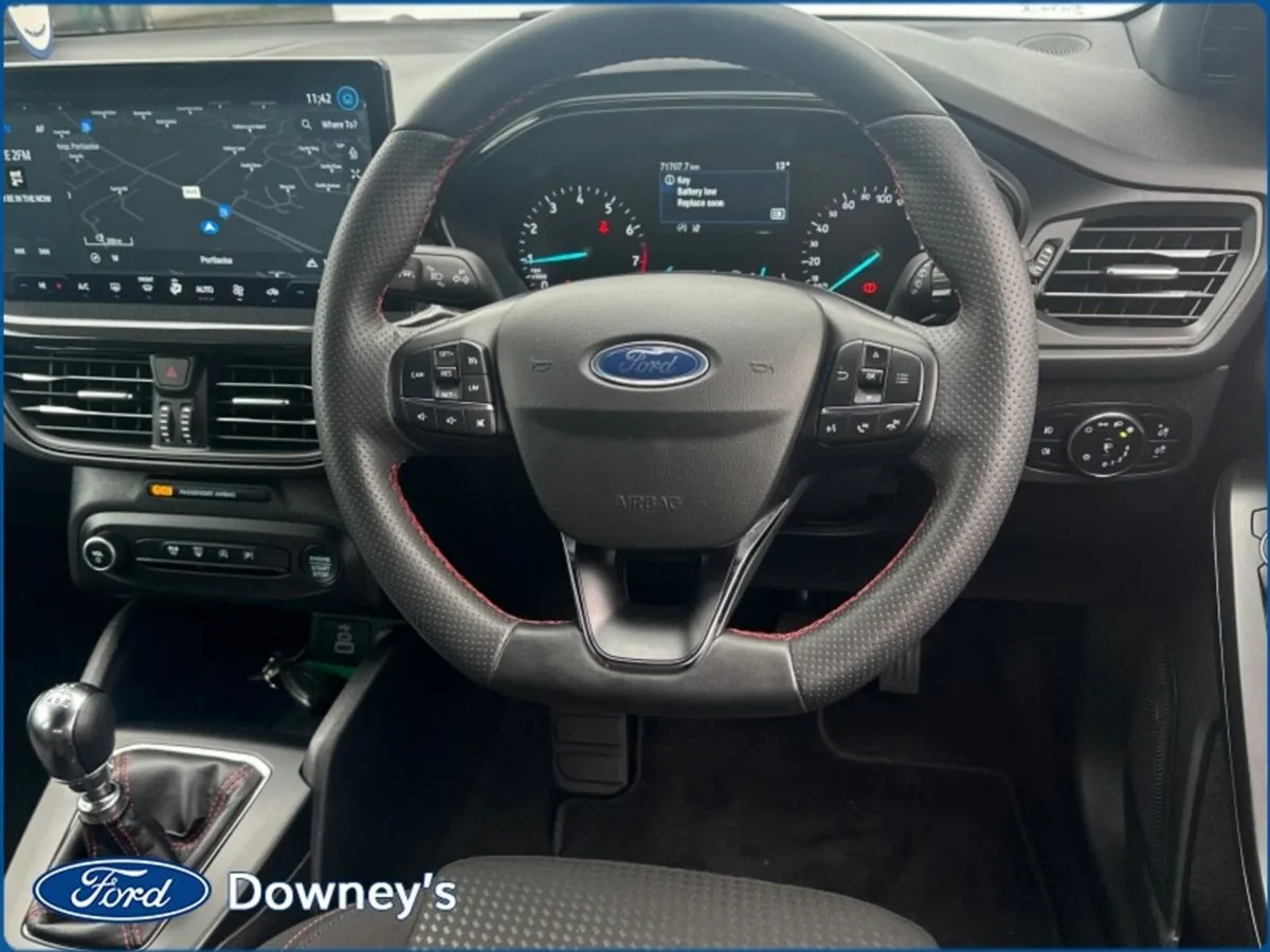 Ford Focus 1.0 PETROL ST-LINE - Image 3