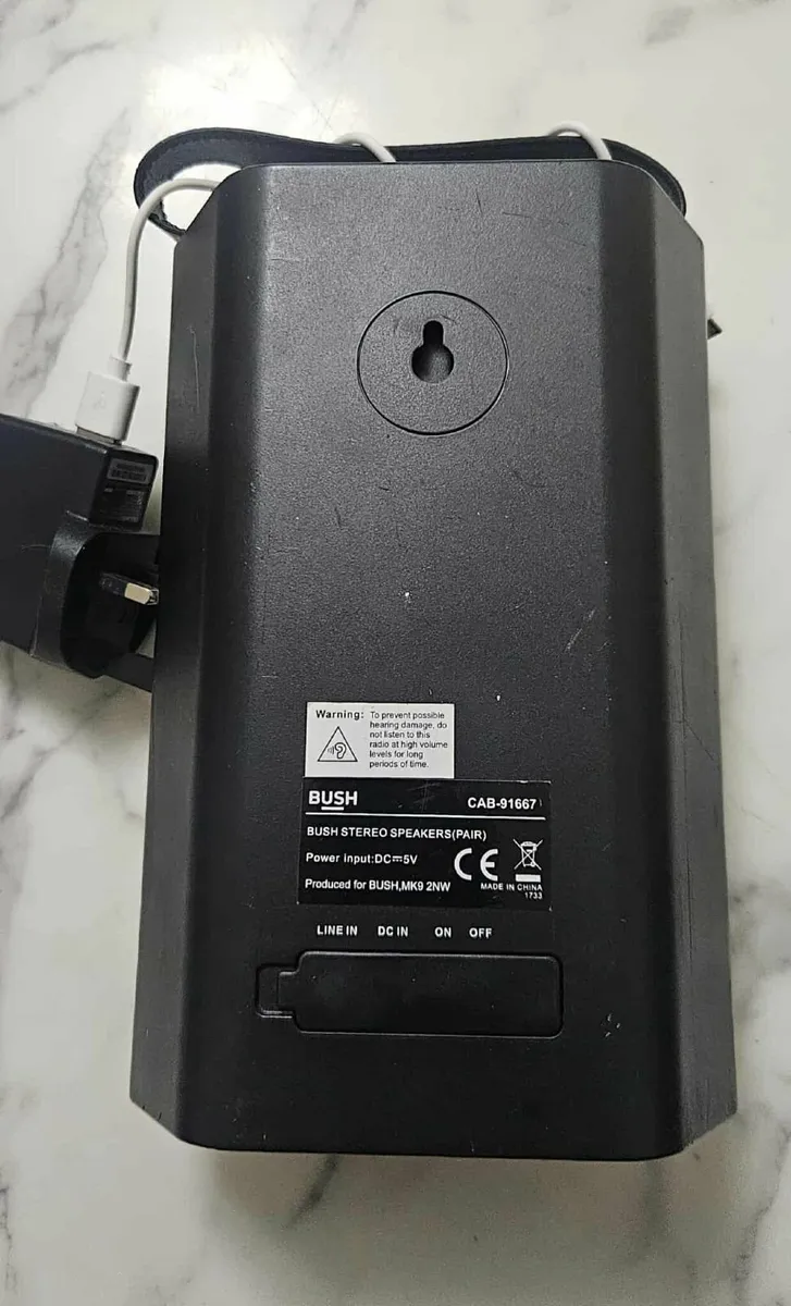 Bush speaker - Image 3